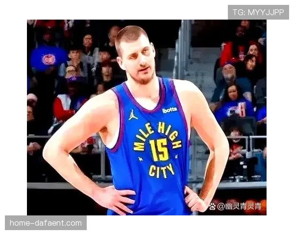 约基奇4月2日仅10次出手得15分17篮板12助攻 展现高效球场掌控 约基奇4月2日仅10次出手得15分17篮板12助攻 展现高效球场掌控